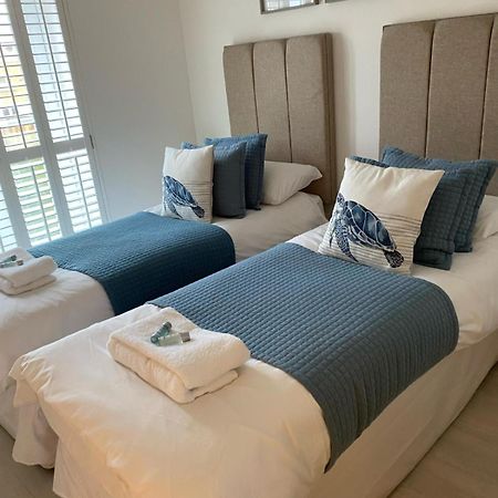 Luxury Beachfront Outstanding 2 Bedroom Apartment WTA WTA Eastbourne Exterior foto